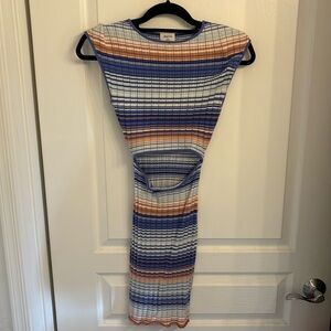 Aritzia Wilfred Free stretch knit dress w/ cut out - XS